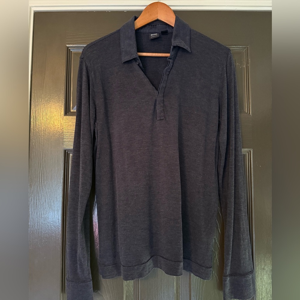 Boss reg fit long sleeve top L
